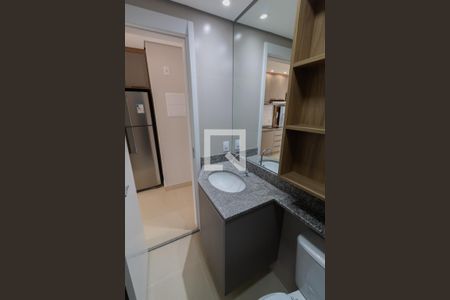 Banheiro de apartamento para alugar com 1 quarto, 25m² em Vila Andrade, São Paulo