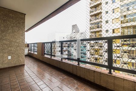 Varanda de apartamento para alugar com 4 quartos, 168m² em Alphaville Industrial, Barueri