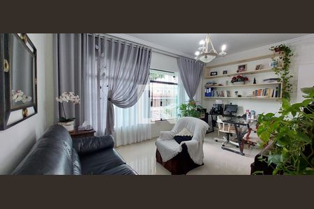 Sala de casa à venda com 3 quartos, 164m² em Vila Pires, Santo André