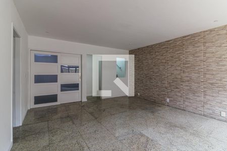 Casa de condomínio à venda com 270m², 5 quartos e 2 vagasSala