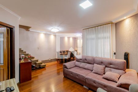 Sala de Estar de casa à venda com 3 quartos, 200m² em Vila Gumercindo, São Paulo