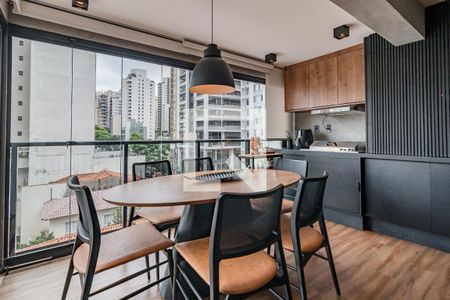 Sala de apartamento à venda com 1 quarto, 60m² em Pinheiros, São Paulo