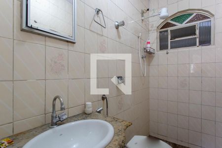 Banheiro Social de casa à venda com 3 quartos, 100m² em Alto dos Pinheiros, Belo Horizonte