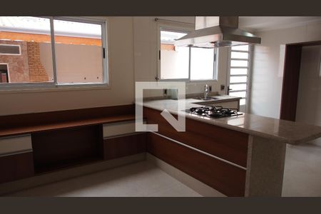 Cozinha de casa à venda com 3 quartos, 370m² em Vila Galvão, Jundiaí