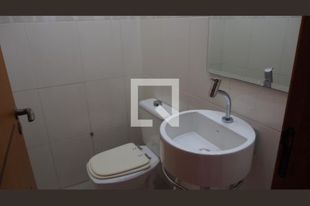 Lavabo de casa à venda com 3 quartos, 370m² em Vila Galvão, Jundiaí