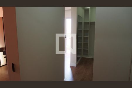Quarto Suíte de casa à venda com 3 quartos, 370m² em Vila Galvão, Jundiaí