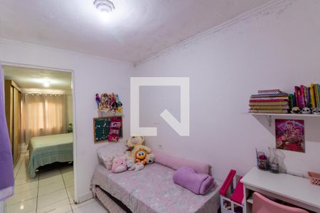 Quarto 2 de casa para alugar com 2 quartos, 38m² em Jardim Maringá, São Paulo