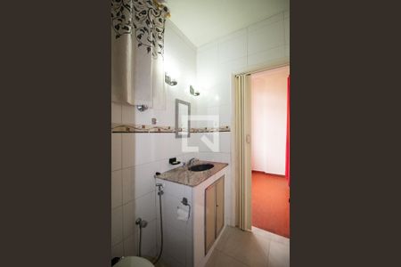 Banheiro social - pia de apartamento para alugar com 1 quarto, 39m² em Copacabana, Rio de Janeiro