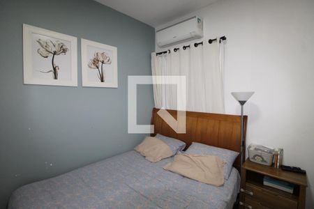 Suite de casa de condomínio à venda com 2 quartos, 70m² em Cordovil, Rio de Janeiro