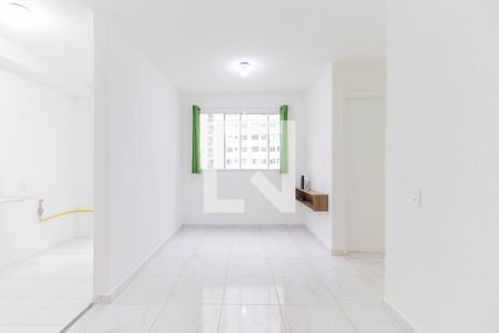 Sala de apartamento para alugar com 2 quartos, 42m² em Usina Piratininga, São Paulo