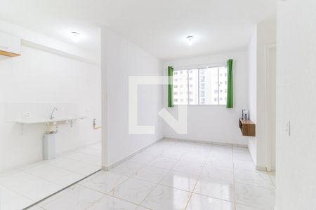 Sala de apartamento para alugar com 2 quartos, 42m² em Usina Piratininga, São Paulo