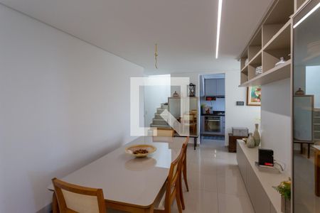 Sala de apartamento à venda com 2 quartos, 120m² em União, Belo Horizonte