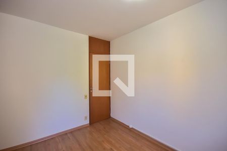 Quarto 1 de apartamento para alugar com 3 quartos, 64m² em Vila Morse, São Paulo