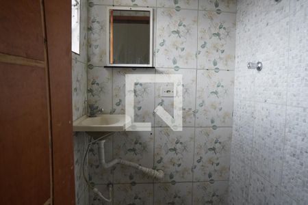 Banheiro de casa para alugar com 1 quarto, 50m² em Jardim Catanduva, São Paulo