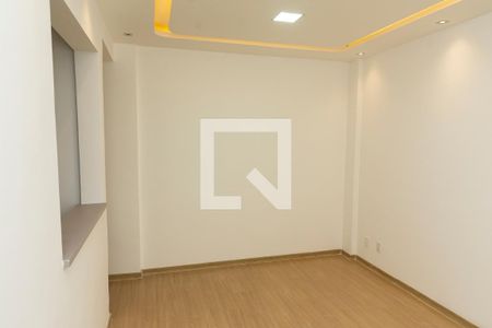 Sala de apartamento para alugar com 2 quartos, 46m² em Taquara, Rio de Janeiro