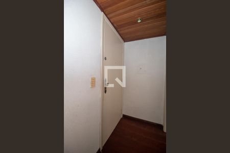 Sala de apartamento à venda com 1 quarto, 42m² em Santo Antônio, Porto Alegre