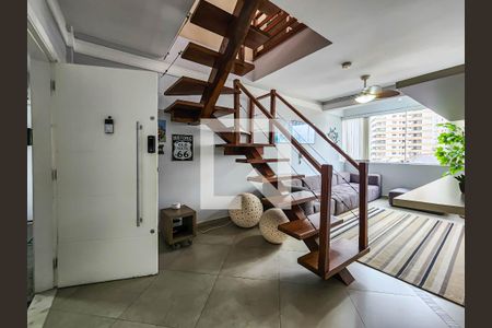 Sala de apartamento para alugar com 4 quartos, 141m² em Vila Luis Antônio, Guarujá