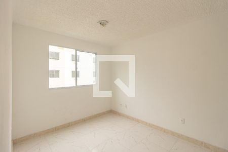 Sala de apartamento para alugar com 2 quartos, 42m² em Guaratiba, Rio de Janeiro