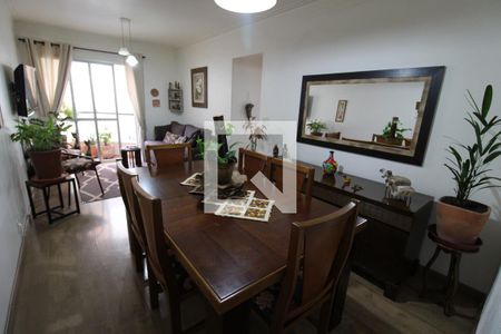 Apartamento à venda com 55m², 2 quartos e 1 vagaSala