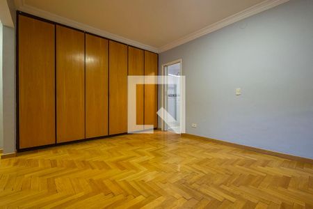 Suíte 1 de casa para alugar com 5 quartos, 300m² em Jardim Paulistano, São Paulo