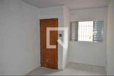 Casa à venda com 90m², 2 quartos e 3 vagasSala