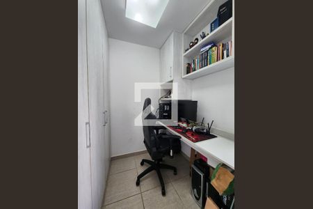 Escritório de apartamento à venda com 3 quartos, 115m² em Buritis, Belo Horizonte