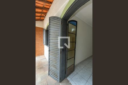 Varanda  de casa à venda com 2 quartos, 145m² em Conjunto Habitacional Vila Santana (sousas), Campinas