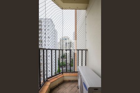 Suíte - Varanda de apartamento à venda com 3 quartos, 127m² em Cerqueira César, São Paulo