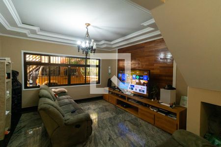 Sala de TV de casa para alugar com 4 quartos, 350m² em Vila Zeferina, Itaquaquecetuba