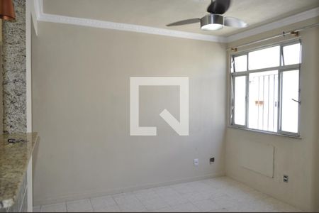 Sala de apartamento para alugar com 2 quartos, 30m² em Pilares, Rio de Janeiro