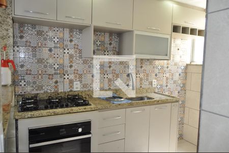 Cozinha de apartamento à venda com 2 quartos, 30m² em Pilares, Rio de Janeiro
