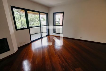 Sala de apartamento à venda com 4 quartos, 156m² em Vila Suzana, São Paulo