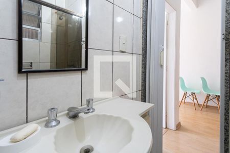 Banheiro de apartamento à venda com 1 quarto, 38m² em Botafogo, Rio de Janeiro