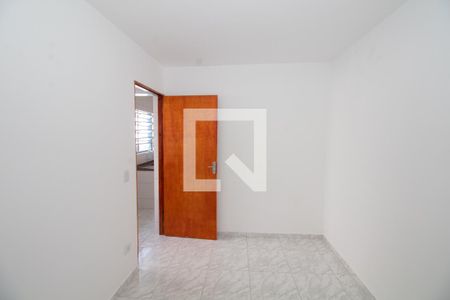 Quarto 2 de casa para alugar com 2 quartos, 55m² em Jardim Santa Adelia, São Paulo