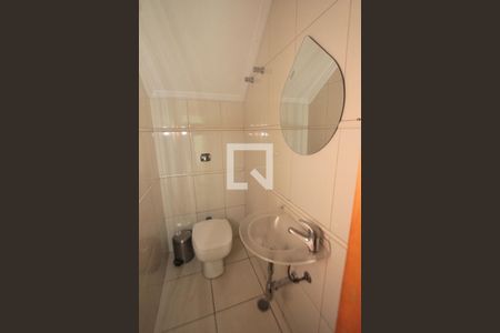 Lavabo de casa à venda com 3 quartos, 160m² em Jardim Vila Formosa, São Paulo