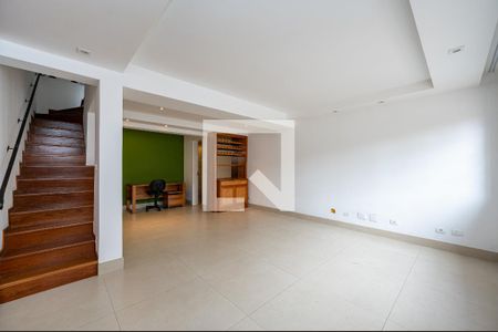 Casa de condomínio à venda com 183m², 3 quartos e 3 vagasSala
