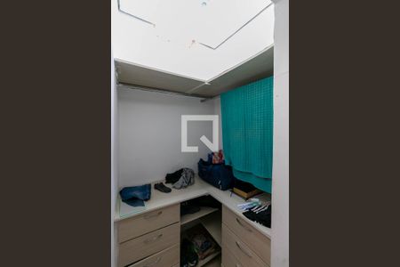 Quarto 2 de casa à venda com 5 quartos, 270m² em Alípio de Melo, Belo Horizonte