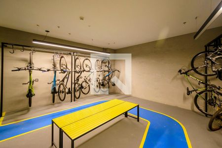 Studio à venda com 35m², 0 quarto e 1 vaga Studio à venda com 35m², 0 quarto e 1 vagaGaragem