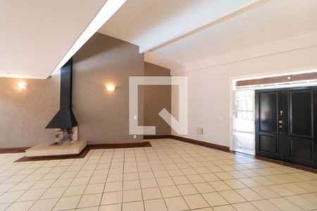 Sala de casa de condomínio para alugar com 4 quartos, 400m² em Sítios de Recreio Gramado, Campinas