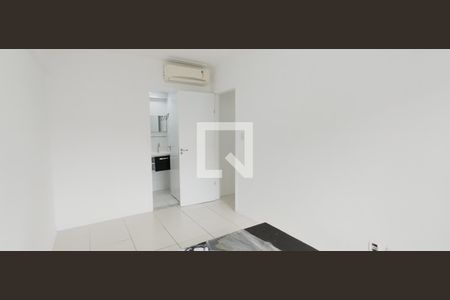 Quarto 2 de apartamento para alugar com 2 quartos, 53m² em Barbalho, Salvador