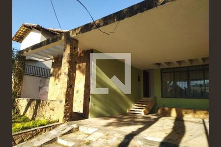 Casa à venda com 3 quartos, 196m² em Jardim Jussara, São Paulo