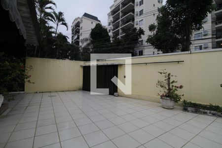 Quintal de casa à venda com 5 quartos, 367m² em Freguesia de Jacarepaguá, Rio de Janeiro