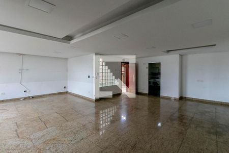 Casa à venda com 300m², 6 quartos e 2 vagasSala