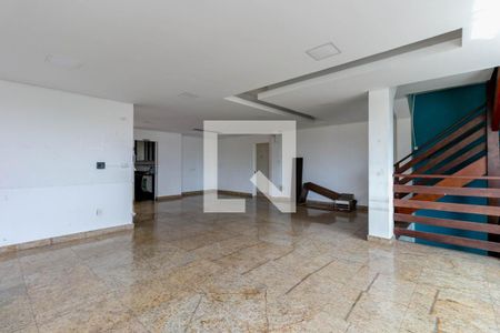 Sala de casa à venda com 6 quartos, 300m² em Cachoeirinha, Belo Horizonte