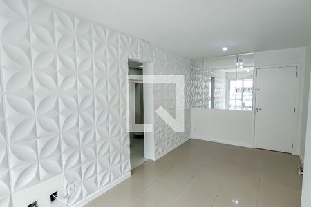 sala de apartamento para alugar com 2 quartos, 70m² em Pechincha, Rio de Janeiro
