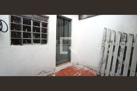 Entrada de casa para alugar com 1 quarto, 25m² em Centro, Mauá