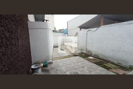 Quintal de casa para alugar com 1 quarto, 25m² em Centro, Mauá