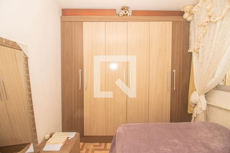 Quarto 1 de apartamento para alugar com 2 quartos, 45m² em Sarandi, Porto Alegre