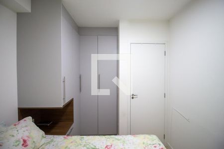 Quarto 1 de apartamento para alugar com 2 quartos, 38m² em Vila Campanela, São Paulo