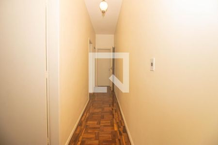 Corredor de apartamento à venda com 3 quartos, 115m² em Rio Branco, Porto Alegre
